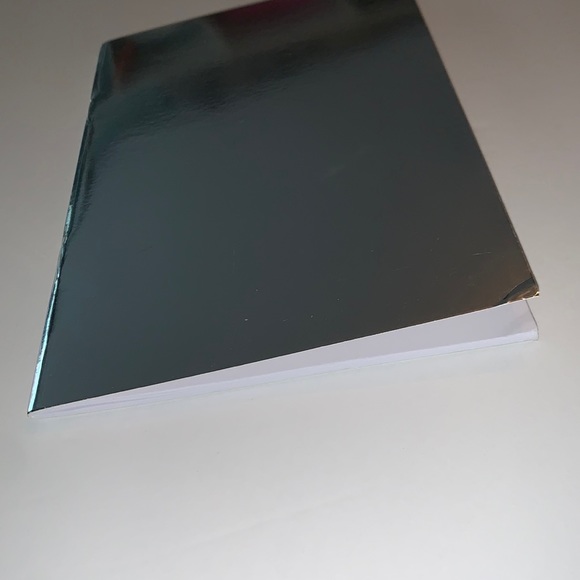 Silver Foil Metallic Unlined Blank Notebook 📒 - Picture 4 of 5